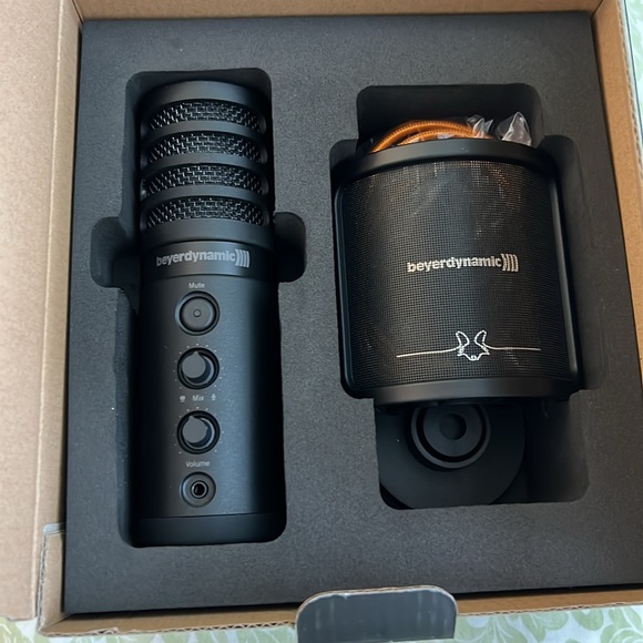 Beyerdynamic FOX professional USB studio microphone - Picture 2 of 3